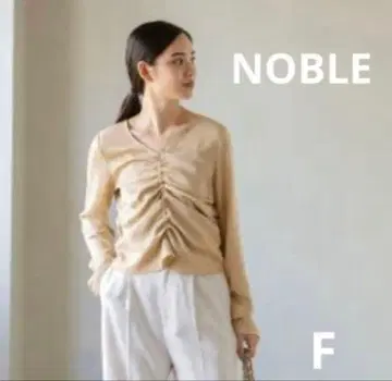 NOBLE 노블 개더 V넥 블라우스
