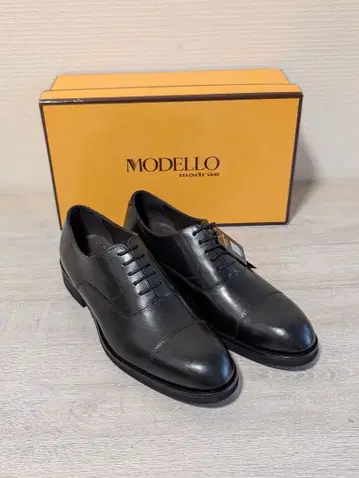 미사용 새상품 MODELLO 드레스 슈즈 DM8701 25.5cm 블랙