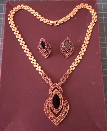 빈티지 목걸이 & 귀찌 세트