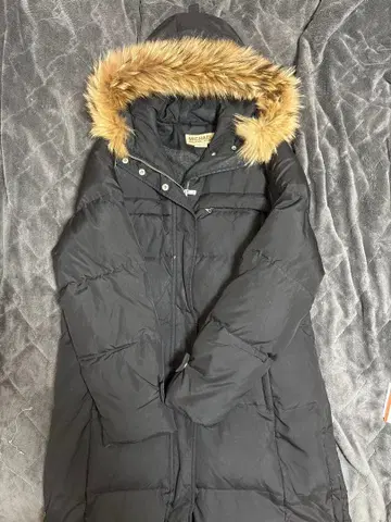 마이클코어스 롱 다운 자켓