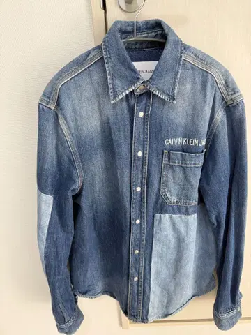 CALVIN KLEIN JEANS 데님 셔츠 S 사이즈