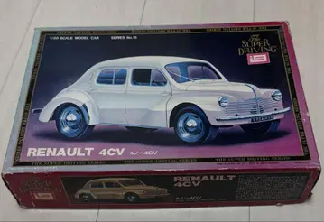 이마이 르노 4CV 1/20 스케일 프라모델