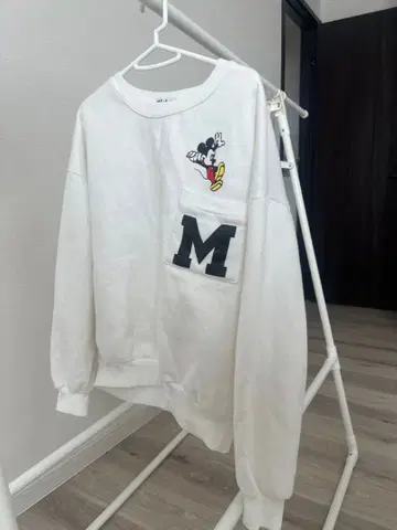 미키 트레이닝복