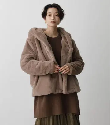 [ AZUL ] 플러피 후디 숏코트 보아코트