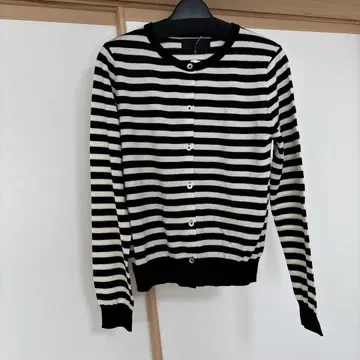 UNTITLED 가디건