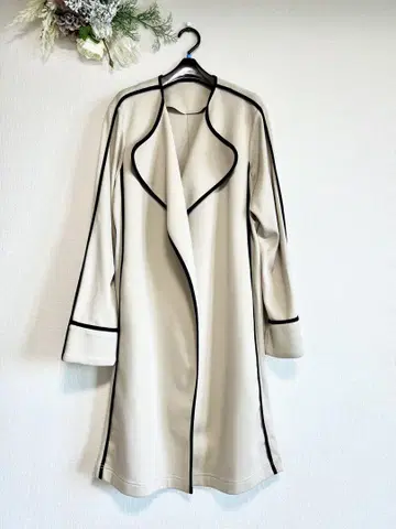 petit Poudre 베이지 롱 코트 M