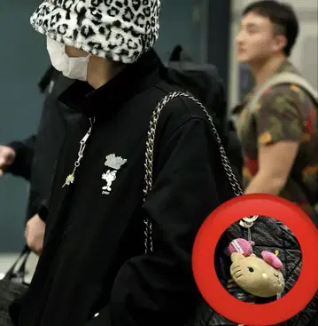 gdragon 헬로키티 일광화상 키티 거울 지용