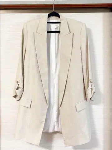 ZARA 베이지 테일러드 자켓