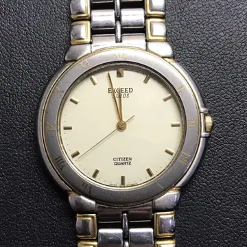 [ 빈티지 레어템 ] CITIZEN EXCEED 화이트 쿼츠 손목시계