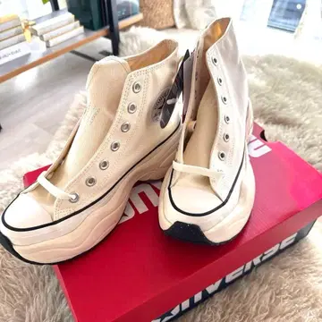CONVERSE ALL STAR 화이트 하이컷 통굽 스니커즈 23.5