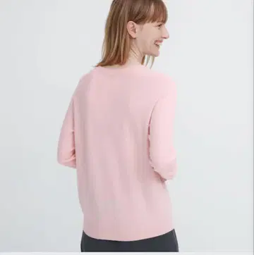 UNIQLO 캐시미어 100% 3D 크루넥 핑크 니트 XL