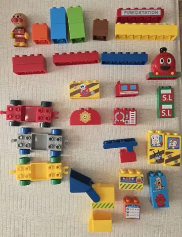 호빵맨 즐거운 탈것 바구니