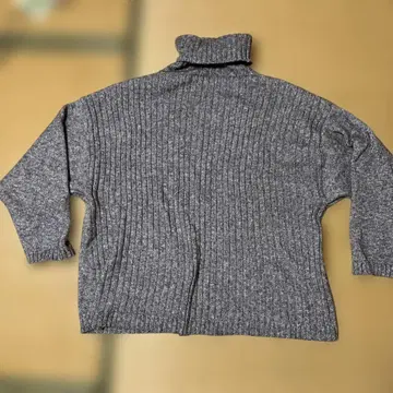 터틀넥 스웨터 L-XL 그레이