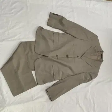 조르지오 아르마니 베이지 비즈니스 정장