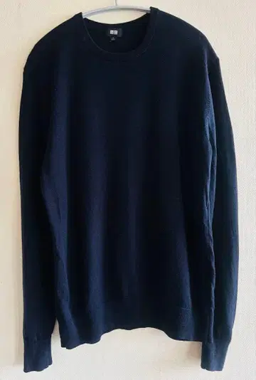 유니클로 UNIQLO 네이비 긴팔 크루넥 스웨터