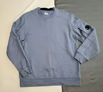 C.P. Company 크루넥 맨투맨