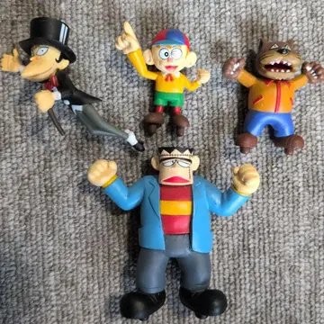 괴물군, 드라큘라, 늑대인간, 프랑켄, 피규어 4개 세트