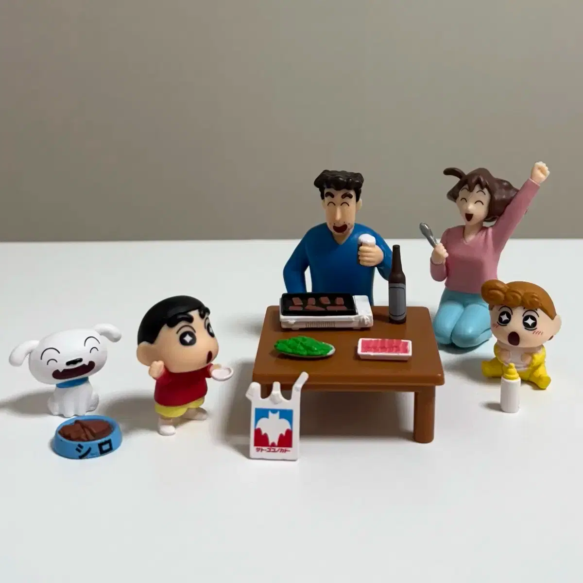 Full set) Crayon Shin-chan Happy Family Series 3 Gacha
