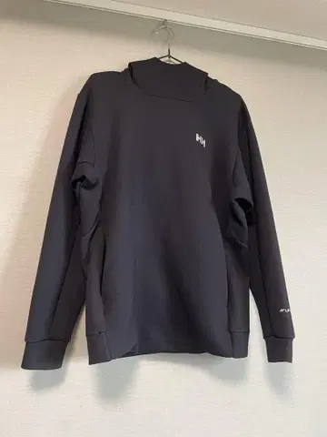 HELly Hansen 블랙 후드 부착 후드티 팬츠 셋업 블랙