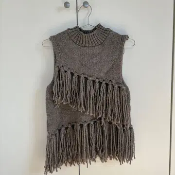 ZARA 니트