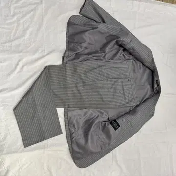 HUGO BOSS 스트라이프 비즈니스 정장 사이즈 18