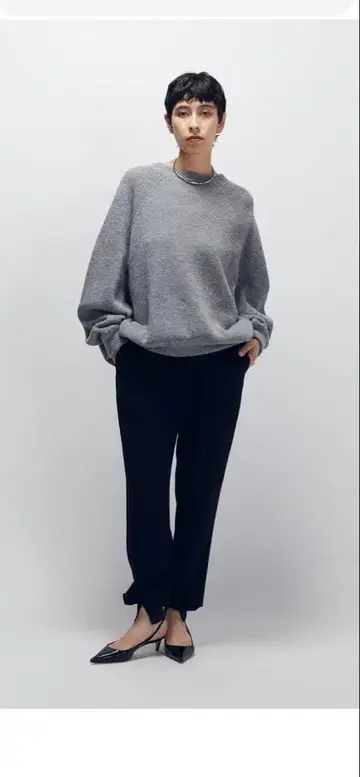 B.S 조가트 슬릿 리브 조거 팬츠 블랙