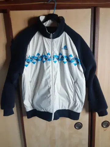 adidas 지오메트릭 자켓 아이보리/네이비
