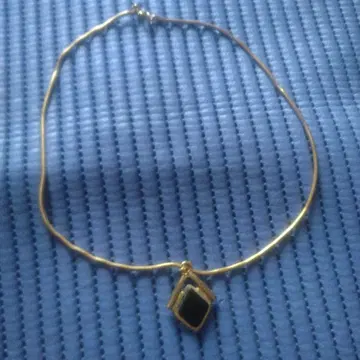 골드 체인 목걸이 블랙 펜던트