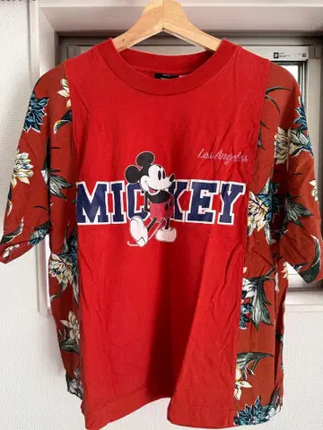 moussy Disney Mickey Mouse 반팔 T셔츠 F 사이즈