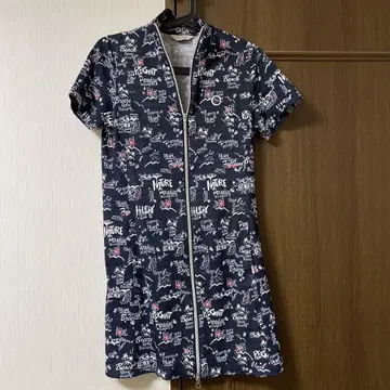 네이비 문자 패턴 반팔 원피스