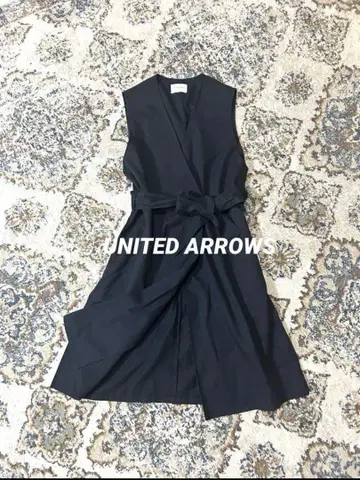 새상품급 UNITED ARROWS 롱베스트 베스트 코튼 린넨 네이비