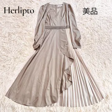 새상품급 하립투 Mayfair Ruffled Dress 베이지 S
