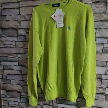 먼싱웨어 니트 스웨터 M 사이즈