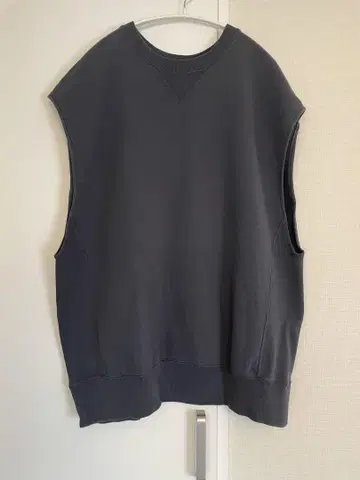 H HEAVY SWEAT NO SLEEVE 맨투맨 베스트