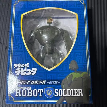 포징 모델 로봇 병 피규어