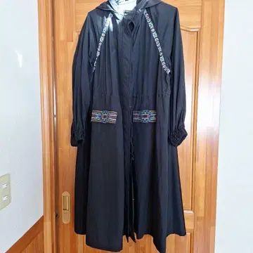 TITICACA 후드 부착 나일론 코트 자켓