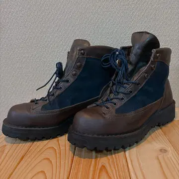 대너 익스플로러 UK6