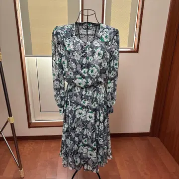 하자품 KIMIJMA 꽃무늬 긴팔 원피스