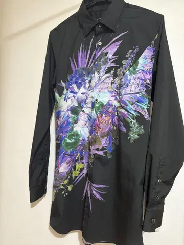CIVARIZE 블랙 플라워 프린트 셔츠 44