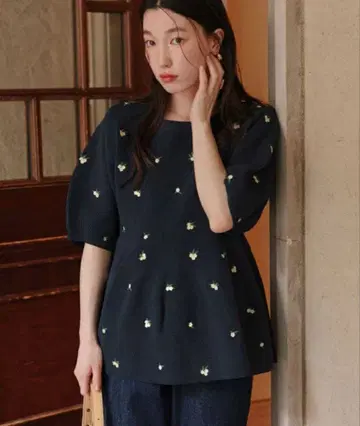 플라워 자수 페플럼 니트 S