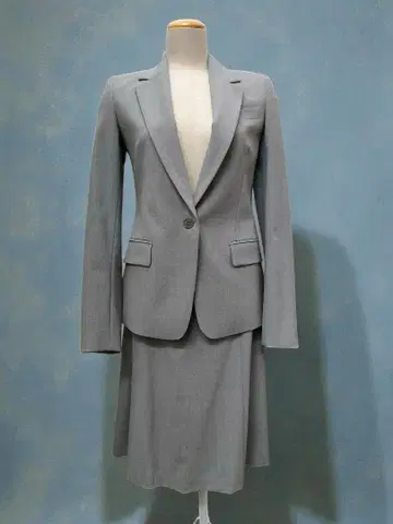 띠어리 그레이 셋업 테일러드 수트