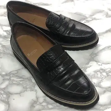새상품급 HARUTA 블랙 가죽 코인 로퍼 23.5cm