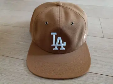 Carhartt LA 로고 야구 모자 브라운