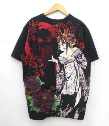 카라쿠리타마시 202047 여우 가면 게이샤 자수 반팔 티셔츠