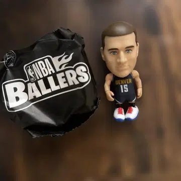 NBA Ballers 니콜라 요키치 피규어