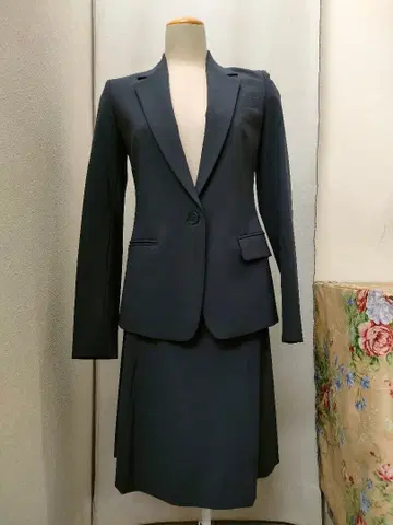 띠어리 셋업 네이비 수트