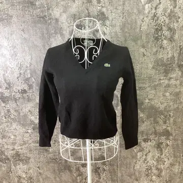 LACOSTE 로고 크롭 스웨터 울 100% V넥 블랙(40