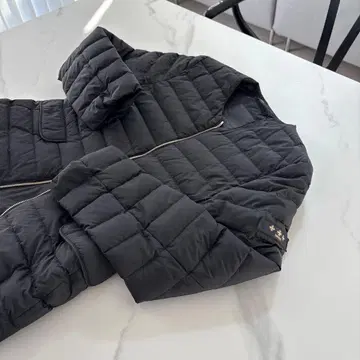 타트라스 노카라 다운 자켓 02 블랙