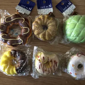 카페 드 엔 도넛 빵 스퀴즈