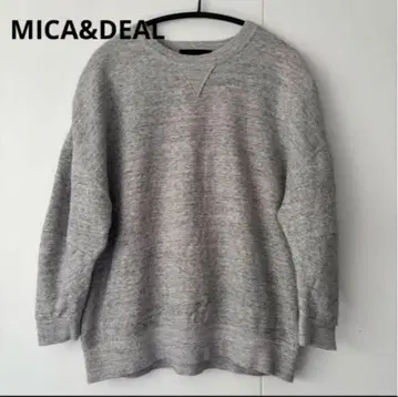 MICA&DEAL 마이카앤딜 앞V 서리내림 속기모 맨투맨 S